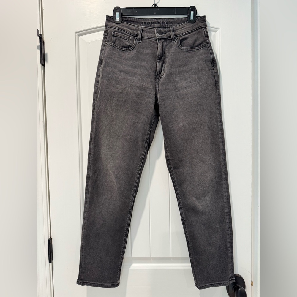 American Eagle Outfitters washed black Mom Jeans